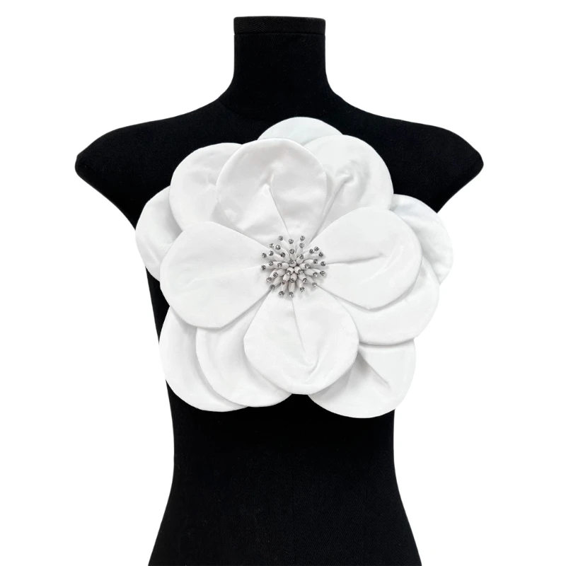 Large Flower Brooch Layered Fabric Floral Shaped Corsage Elegant Women Breastpin for Dresses and Tops Stylish Badge