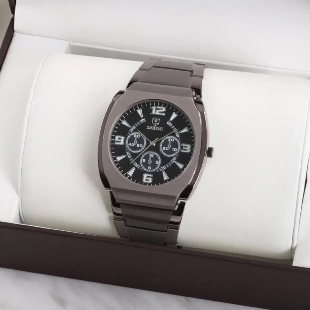 Fashionable Large Dial Quartz Watch Round Shape Simple Design Wristwatch Alloy Pointer Display Men's Watch Daily Wear