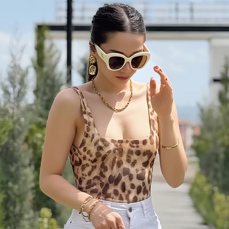 Hxao 2025 sexy leopardo deslizamento bodysuit feminino verão impressão tanga emagrecimento bodysuit para mulheres moda sem costas sem mangas bodysuits