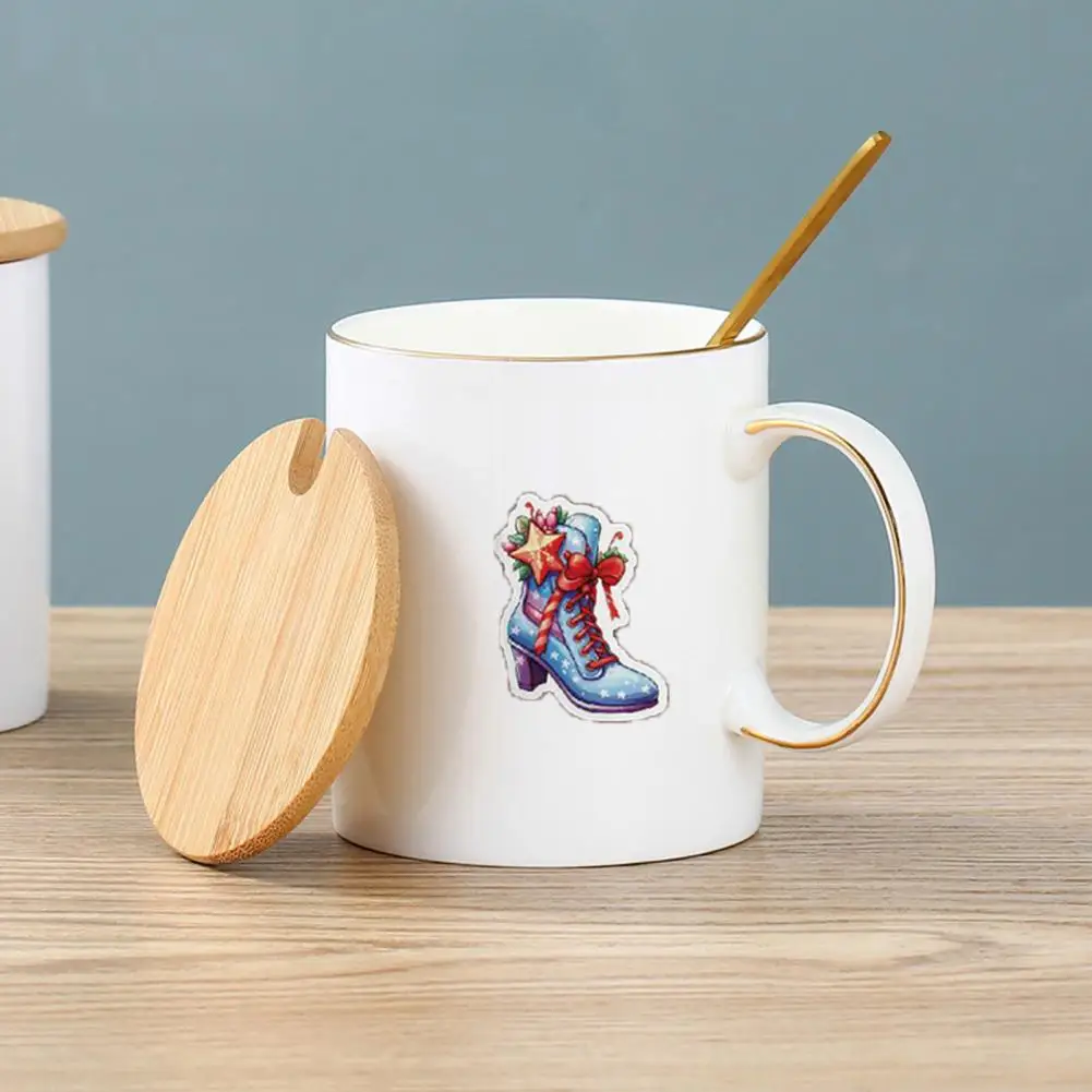 Pegatinas de dibujos animados para teléfono móvil, pegatinas con temática navideña, impermeables, extraíbles, Pvc, 100 piezas