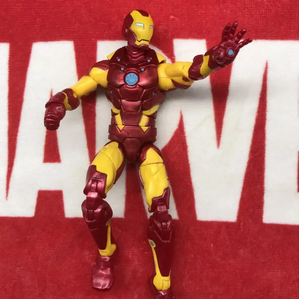 

Hasbro Marvel The Avengers Comic Version Iron Man 6-Inch Genuine Bulk Goods Have Defects Model Doll Action Figure Birthday Gift