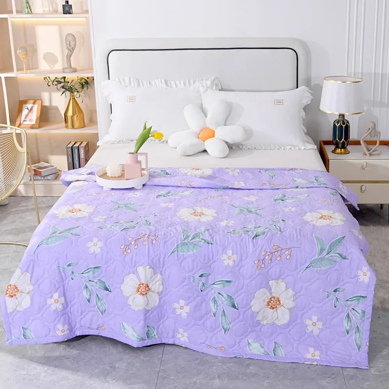 

180X220CM Summer Quilts Thin Air-conditioning Comforter Soft Breathable Office Nap Blanket Quilted Bed Covers Bedspreads