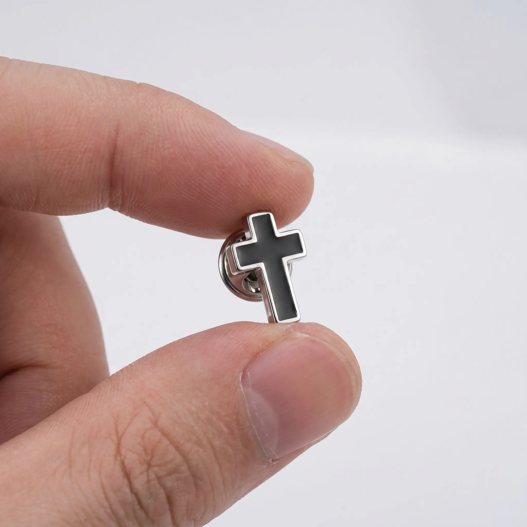 Copper Cross Brooch Pin Unisex Elegant Christian Lapel Pin for Suit Coat Scarf Communion Confirmation Baptism Gift