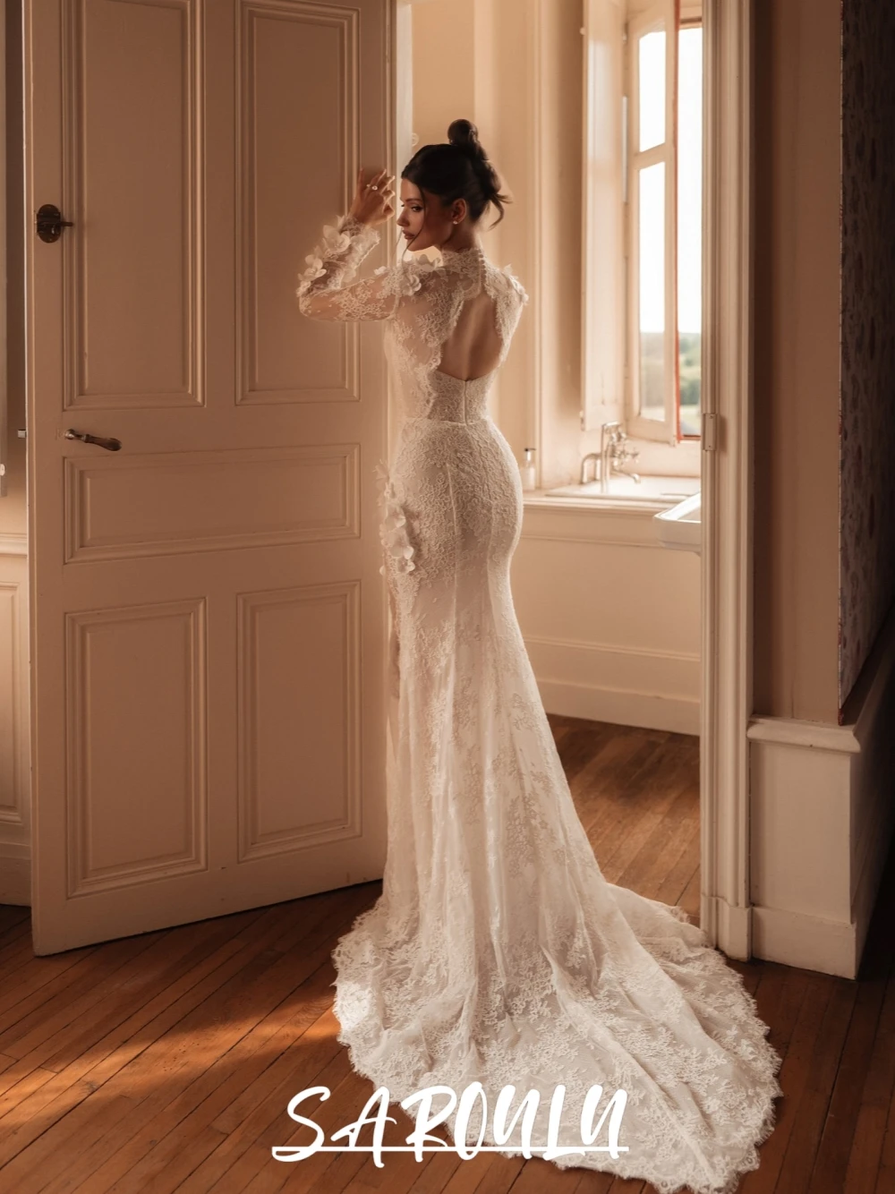 

Romantic Lace Glamorous 3D Flowers Wedding Dress For Women Open Back Chic High Neck Mermaid Tulle Customized Bride Dresses