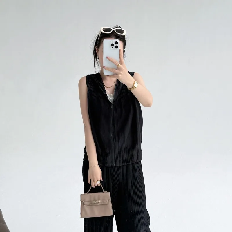 ミヤケ フード付き クロップド ノースリーブ ジッパー カーディガン プリーツ オーバーサイズ ベスト レイヤリング 多用途 着痩せ タンクトップ レディース アウター