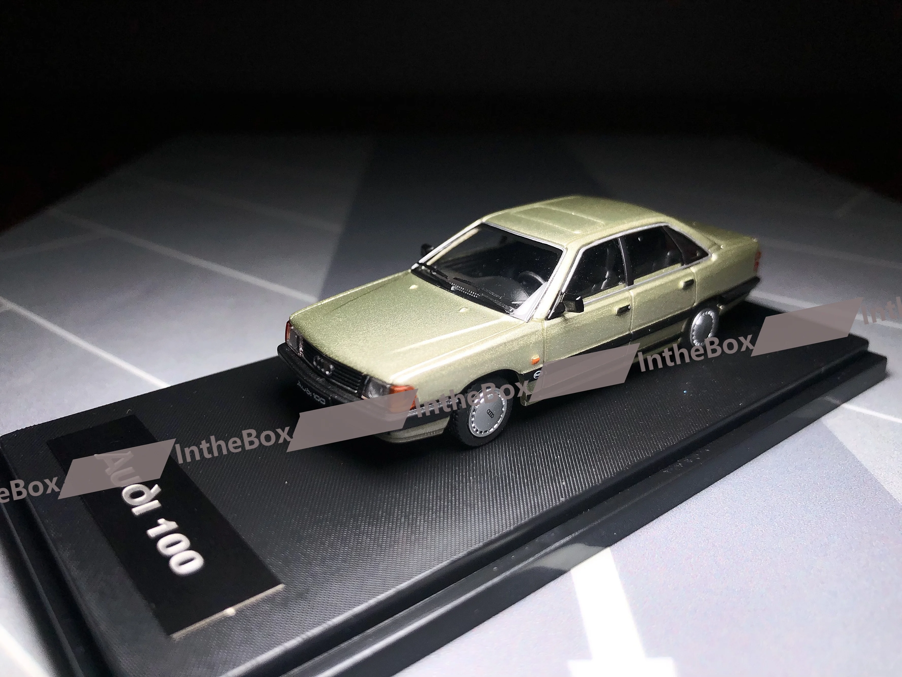 

Классическая литая под давлением модель седана RM 1:64 1989 100 C3, коллекция автомобилей, ограниченная серия, игрушки для хобби