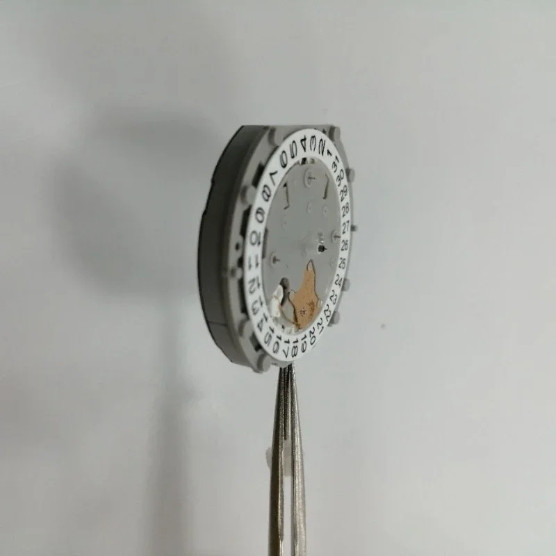 Wuhan Chenlong watch accessories movement PE70 six-pin multi-kinetic quartz movement