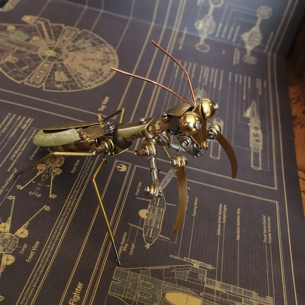 Mantis Steampunk Mechanical Insects Metal Chinese Big Knife Mantis Model Pure Handmade Collection Gift - Finished Product