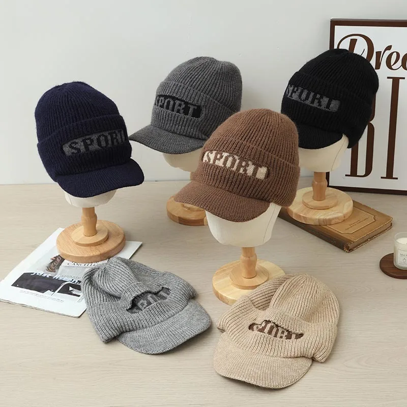 قبعة شتوية محبوكة للرجال مع بطانة مخملية سميكة دافئة ومقاومة للبرد، قبعة صوف مقاومة للرياح مع حماية للأذن ركوب عصري