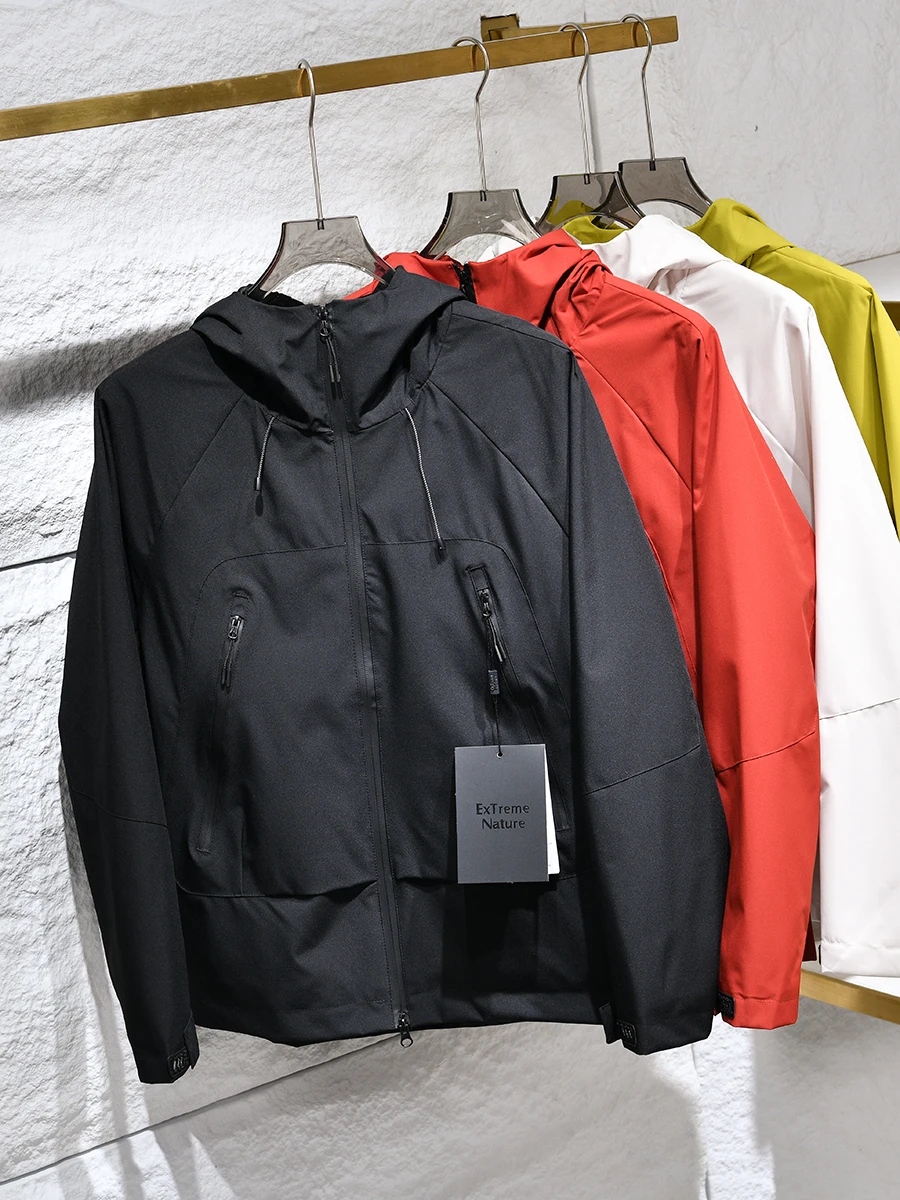 

Outdoor Men's Waterproof Windproof Hooded Jaet Autumn Sportswear Faionable Polyester Fiber Long Sve Zipper Closure