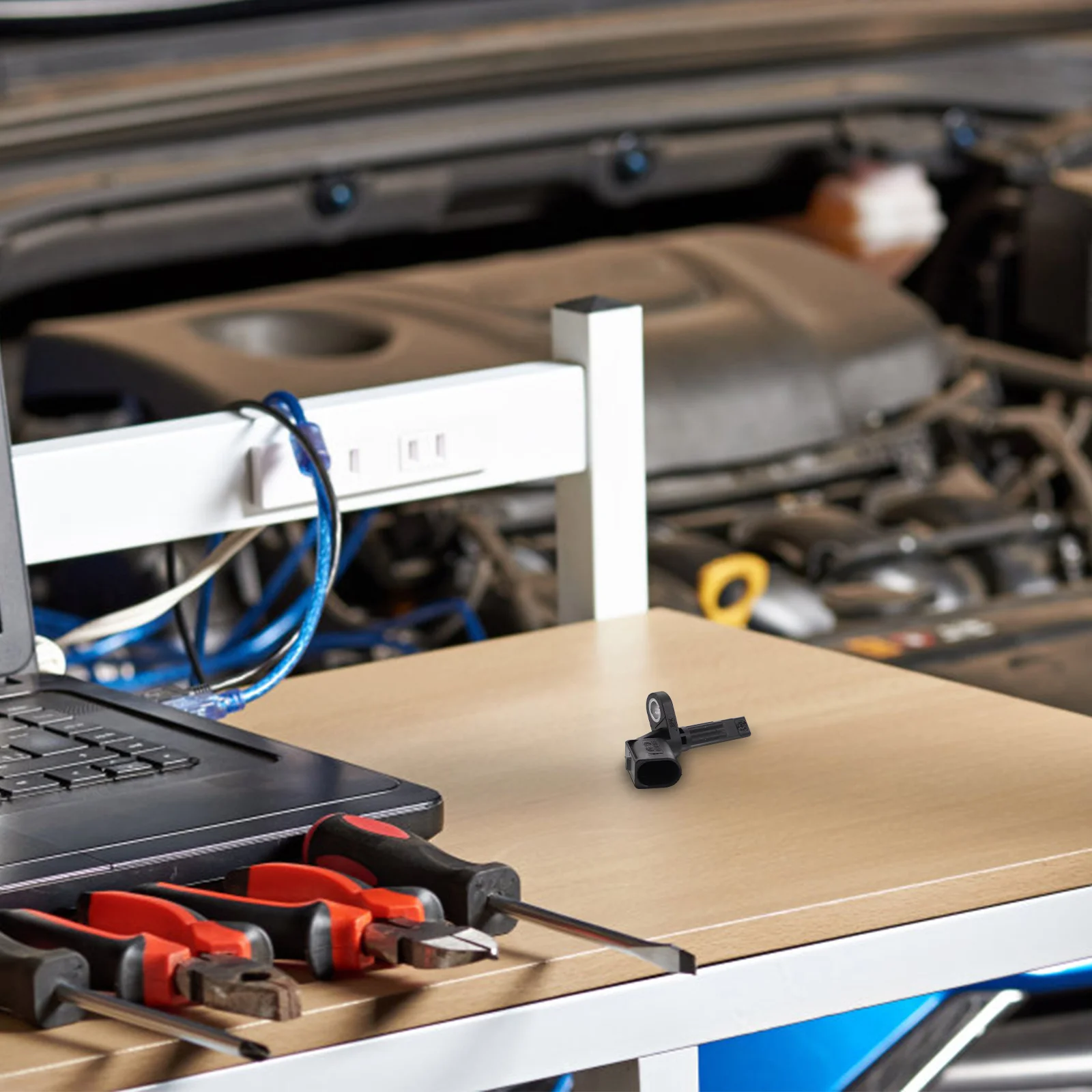 مستشعر سرعة عجلة السيارة ABS نوع خلفي متين لاستبدال محول سرعة السيارة الدقيق لجزء السيارات