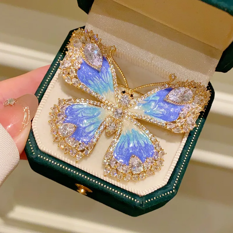 CC Sweater Pins Gradient Blue Color Butterfly Shape Vintage Brooches Glaze Coat Pins Full of Shining Zirconia Corsage Gift B394