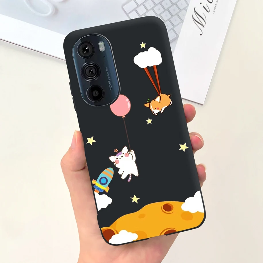 For Motorola Edge 30 5G Case Cute Fashion Astronaut Soft Cartoon Cover For Moto Edge 30 Pro Coque Edge Plus 2022 XT2201-1 Fundas