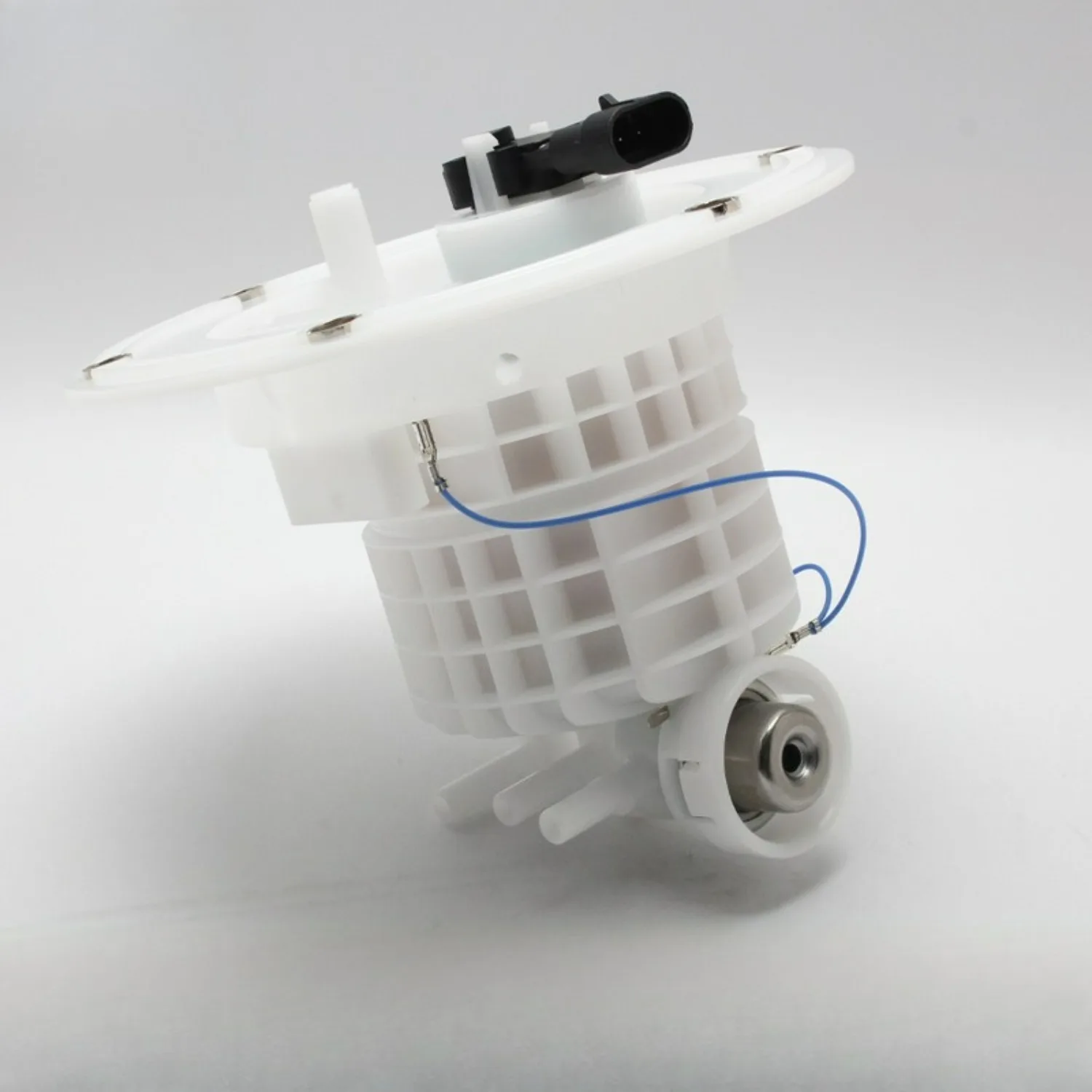 

Suitable for Mercedes-Benz SLK55 AMG SLK200 SLK200 SLK280 SLK300 SLK350 Fuel Filter Car Parts A1714701090