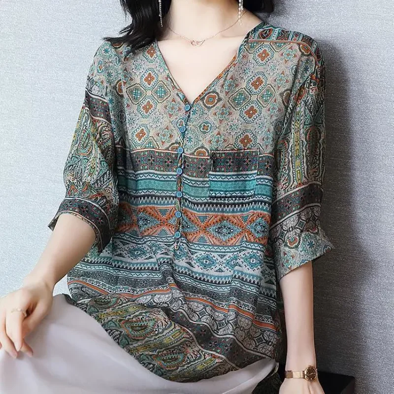 

Spring New All Match Silk and Linen Top, Summer New Style, Retro Ethnic Style Loose T-shirt, Casual Fashion Small Shirt