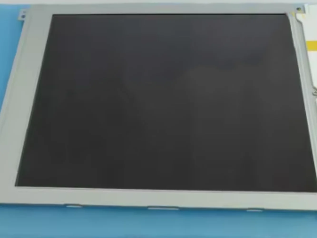

DMF50260NFU-FW-27 ЖК-экран