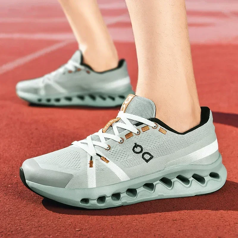 Fashionable, lightweight, breathable, cushioned, and rebounding sports shoes for summer