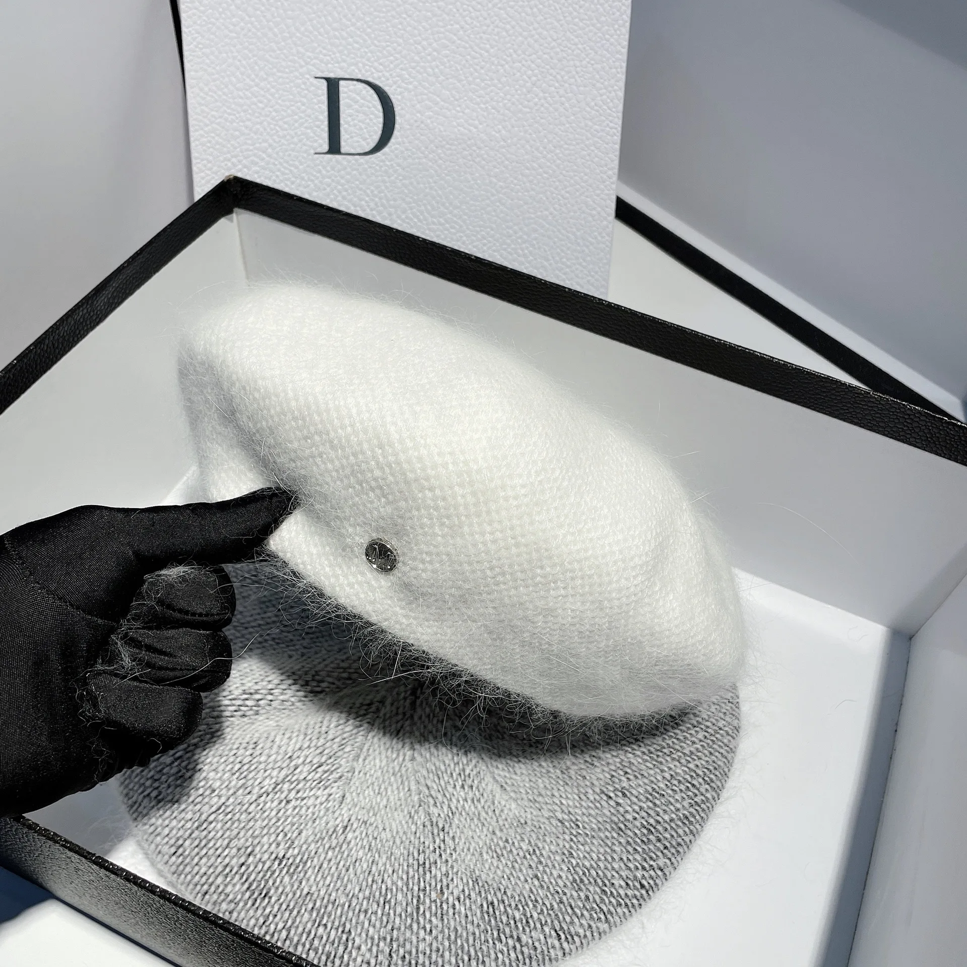 

Winter Angola rabbit fur AB beret women's double-layer warm octagonal hat Korean versatile small fragrant painter hat tide