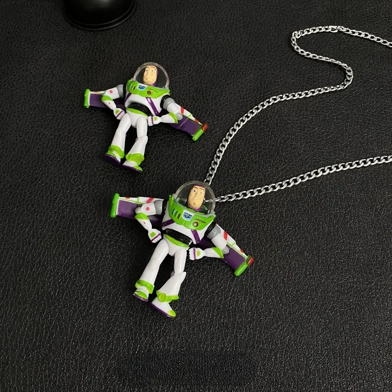 Collier pendentif dessin animé Disney Buzz Lightyear pour garçon, collier clavicule créatif, confortable, à la mode et polyvalent, mignon et avancé