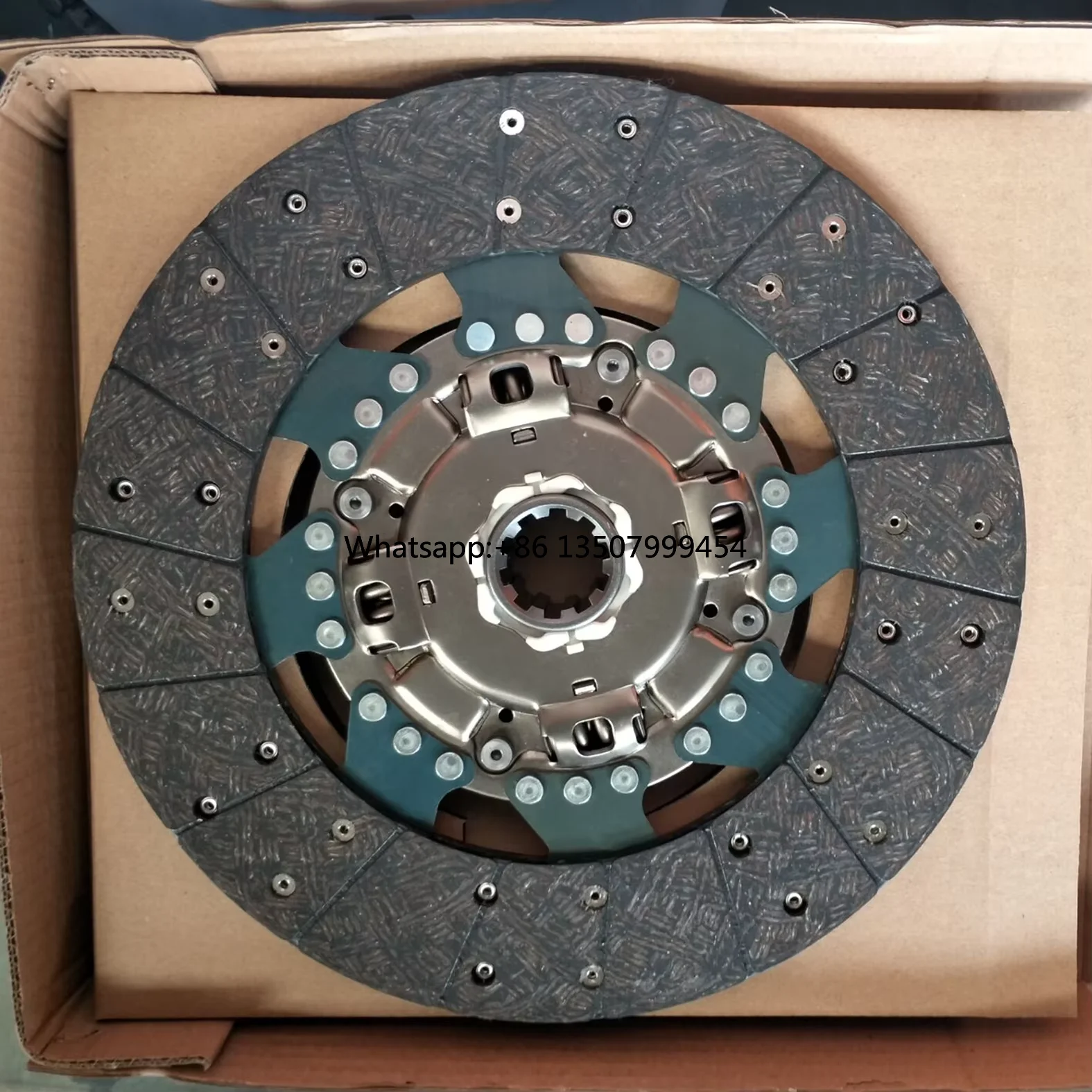 

Excavator Accessories Clutch Assembly Clutch Plate Clutch Disc SMH03 31250-2621 for HINO Construction Machinery Parts