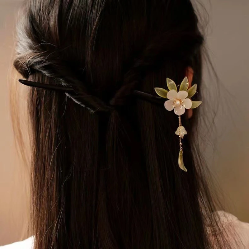 Bella nuova forcina in legno di magnolia con fascinator per capelli naturali, giglio della valle, accessori cheongsam vintage con frangia