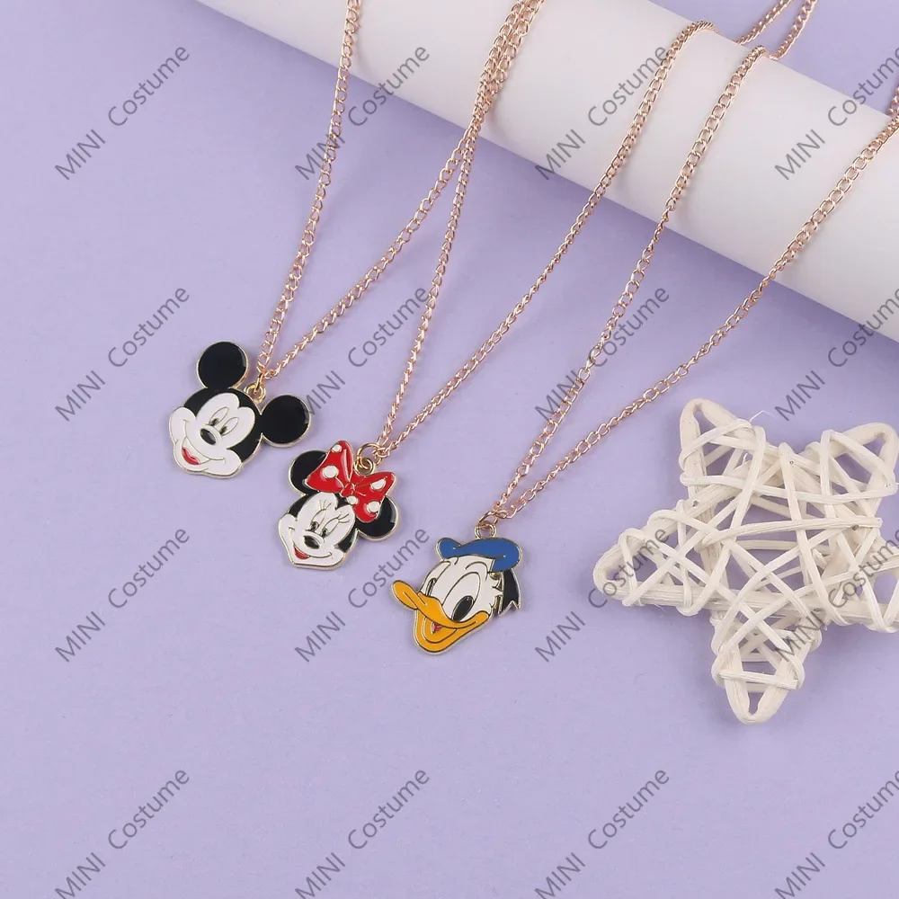 Disney Anime Mickey Mouse collana Jewely Minnie Donald Duck Lovely Metal Pendant Cartoon Simple Hoodie Chain Girl Gifts