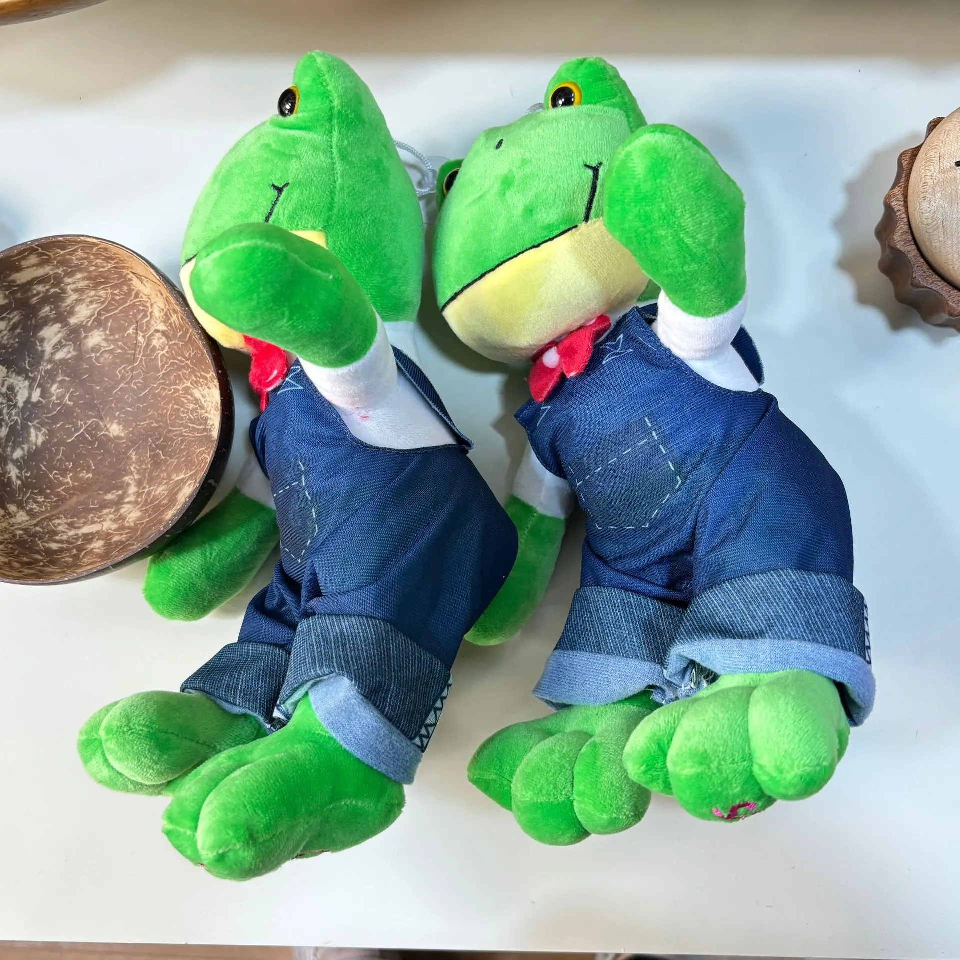 New Magic Expression Plush Keychain Doll 25cm Soft Plush Frog Toy Cartoon Girl Long Leg Frog Kids view 4