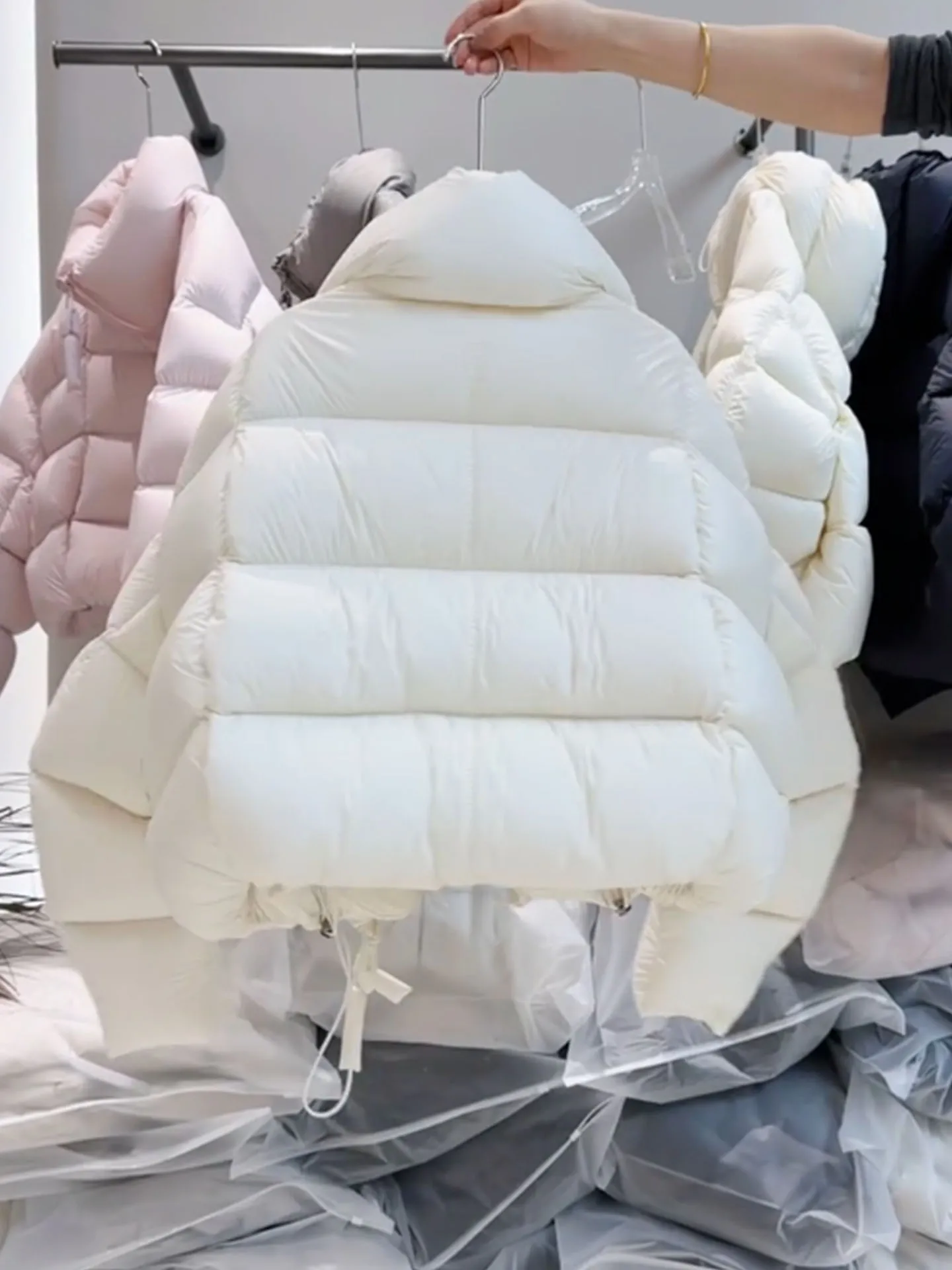 Korean Sle ort Puffer Jaet Women's Thiened Warm Stand Collar Bread Coat Winter 2025 New Arrival White Du down