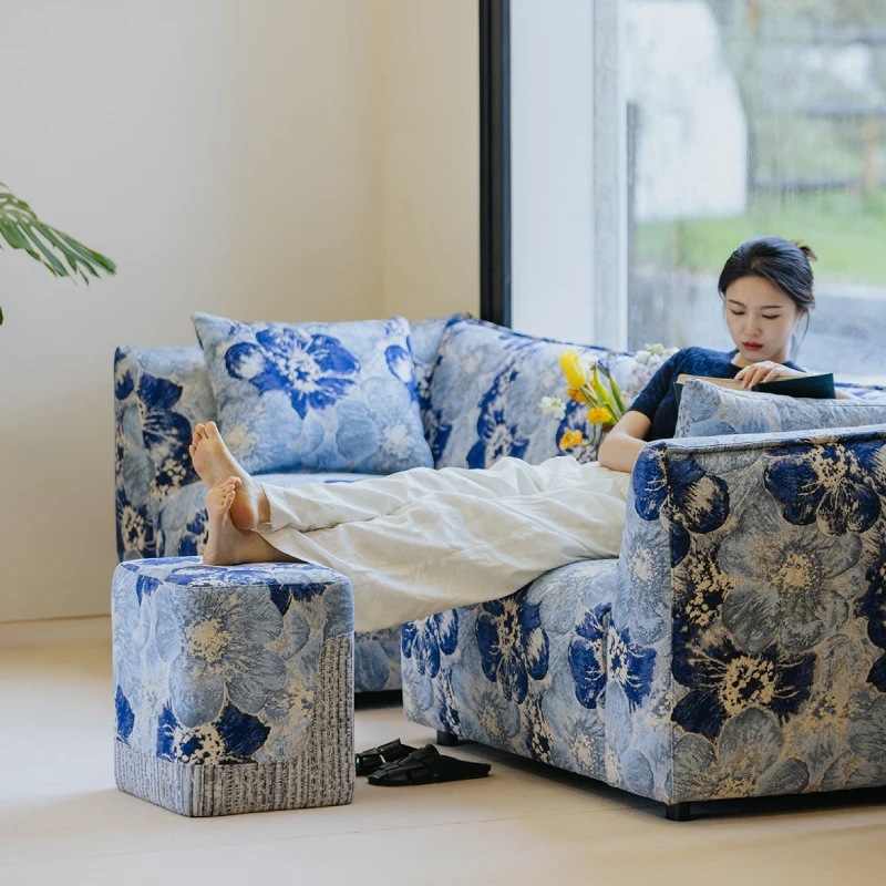 

Flora square pier medieval living room sitting pier Italian modern square pier French shoe change dressing stool