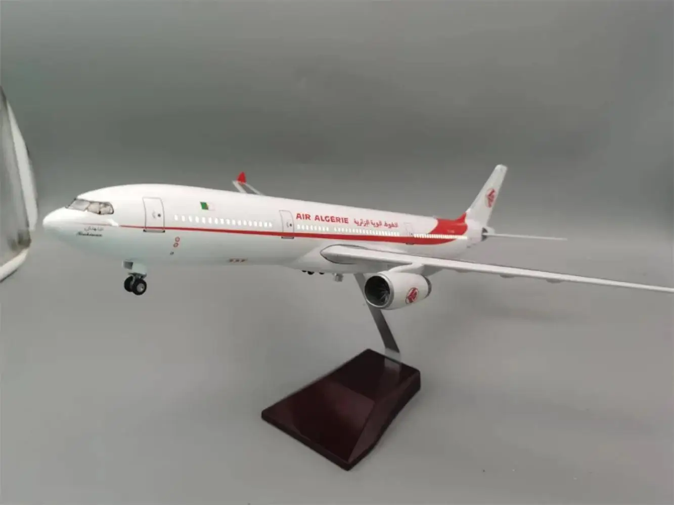 

47cm 1:135 Scale Plane A330 Air Algerie Airplane Model With Lighting & Base Diecast Resin Aircraft Adult Toy Display Collectible