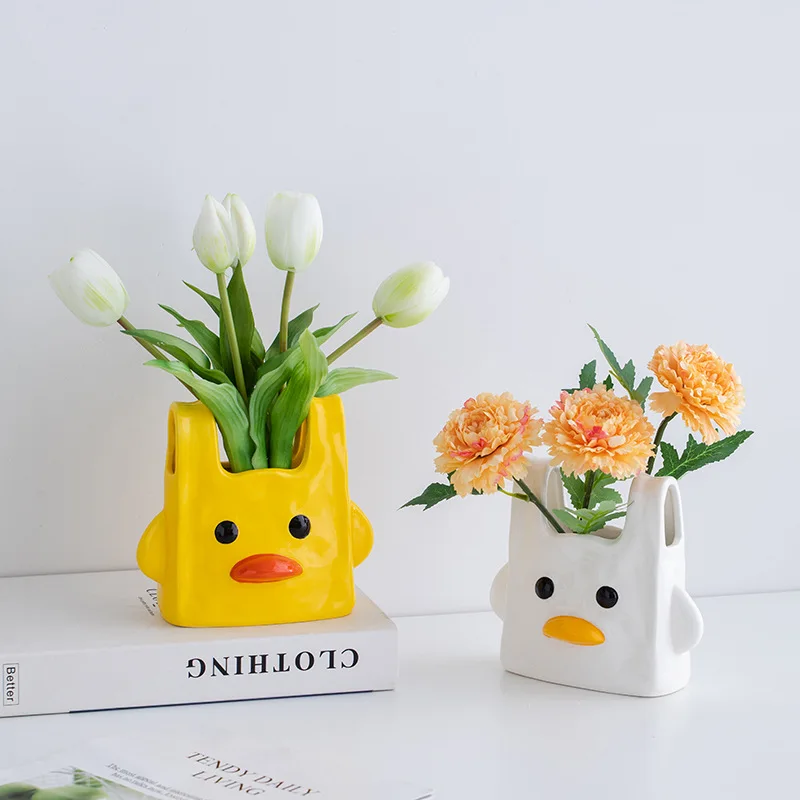 Cute Cartoon Duck Tote Bag Ceramic Vase, Mini Flower Pot for Dry Fresh Floral Kawaii Entryway Tabletop Home Decor Ornament