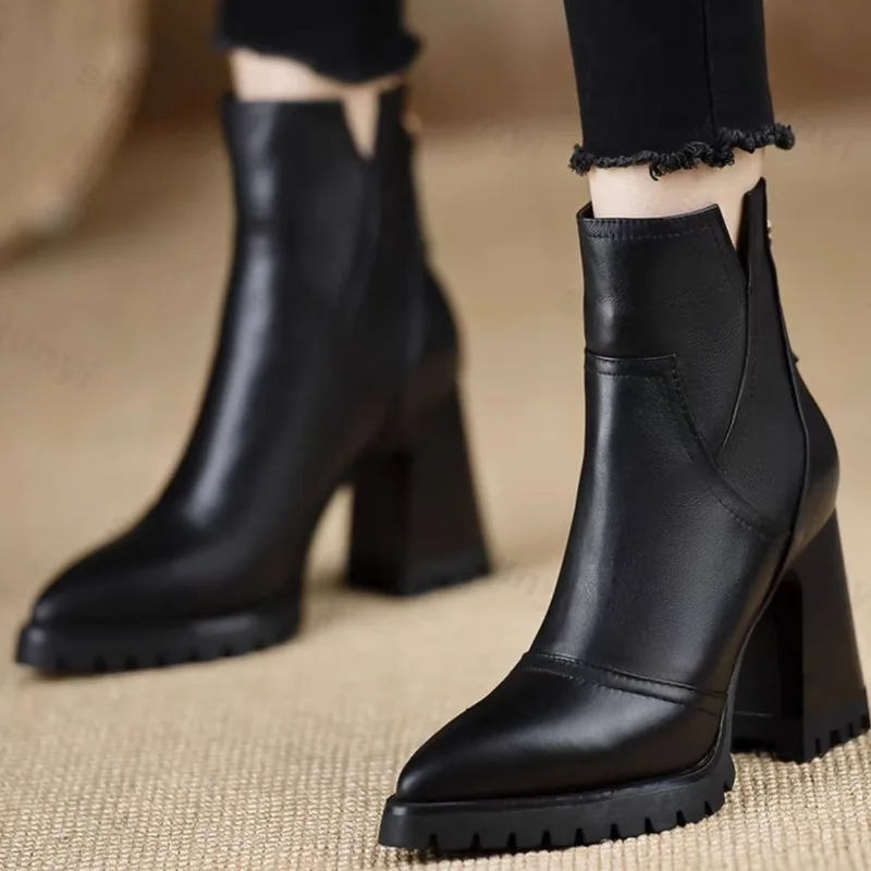 Women's High-heeled Ankle Boots 2025 Autumn Fashion Pointed Toe Zipper British Retro Anti Slip Women's Short Boots Botas Mujer