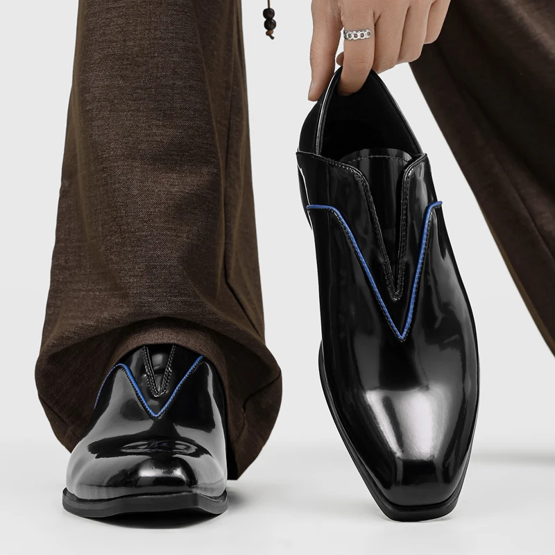 Mocasines de cuero charol para hombre, con ribete de canalé en negro y azul, puntera cuadrada, zapatos de vestir, estilo urbano, sin cordones, planos, novedad 2026, cómodos