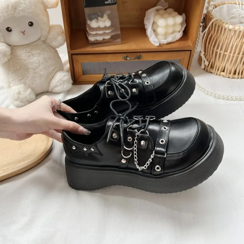 2026 Chunky-Plateau-Pumps für Damen, Schleifen-Keilabsatzschuhe, Lolita-Schuhe, Damen-Herz-Knöchelschnalle, schwarze Schuhe – Detail 8