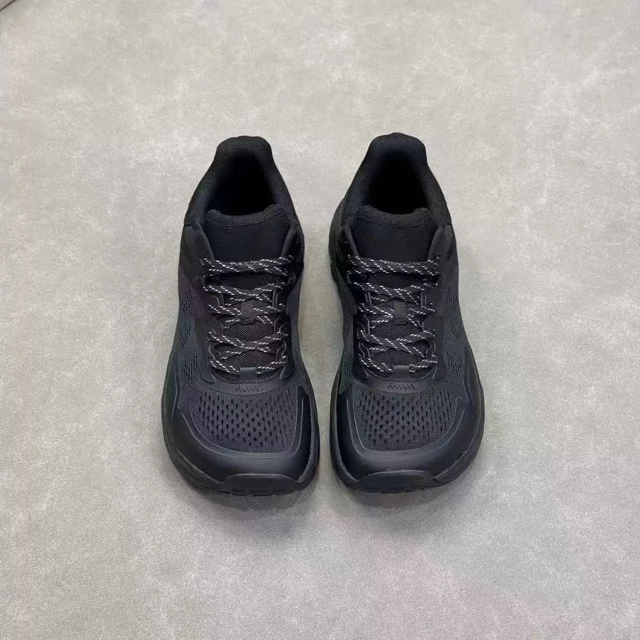 New Hot Marathon Breathable Stretch Training Running Sneakers Lightweight Sneakers Women's Athletic Sneakers Sneakers
