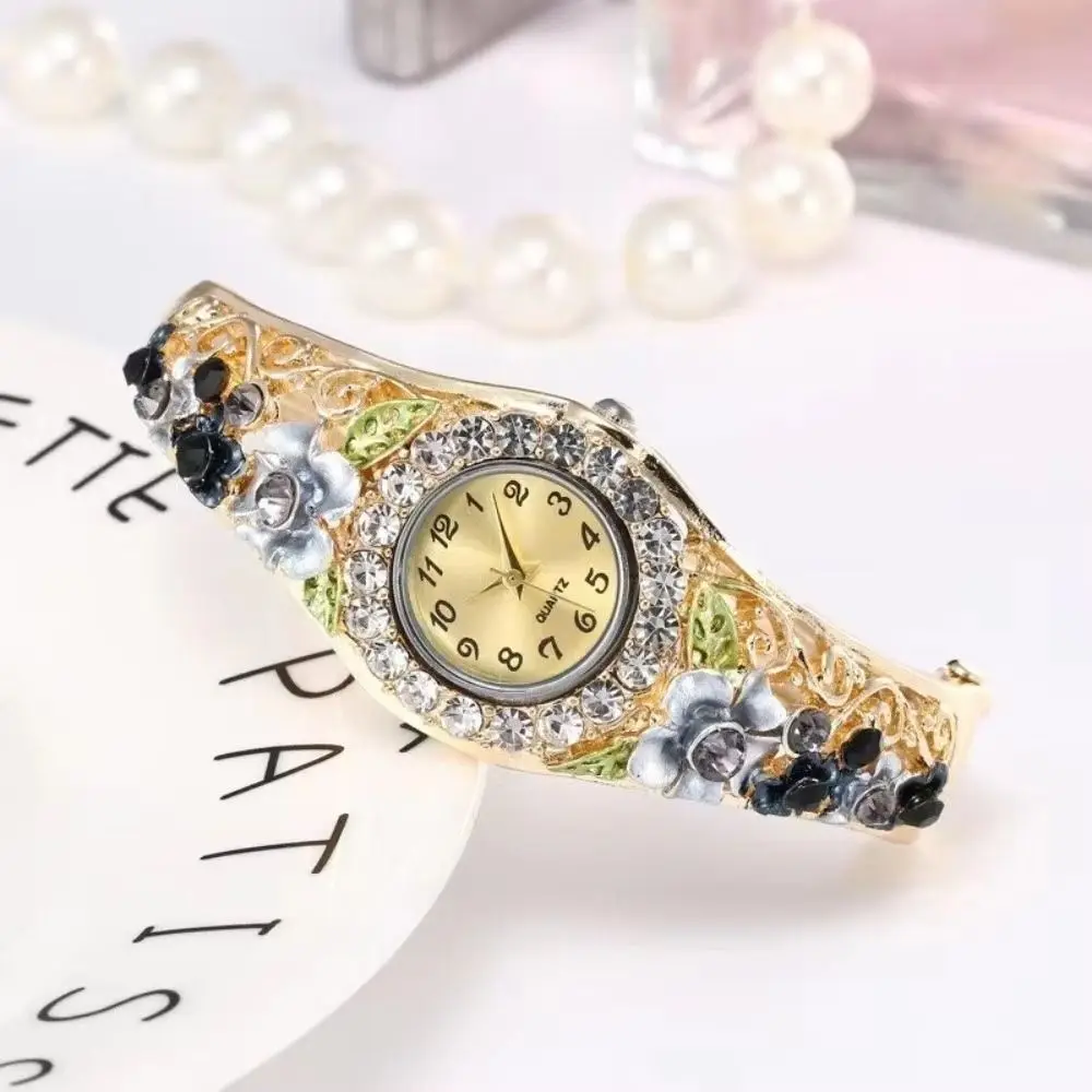 Rich In Flowers Vintage Watch Rhinestone Bracelet Crystal Jewelry Quartz Watch Versatile Design Round Dial Bracelet Watch