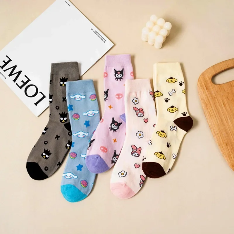 

Модные носки Sanrio Kawaii Hello Kitty Kuromi Cinnamoroll Мультяшные кавайные студенческие чулки милые хлопковые домашние теплые носки для девочек