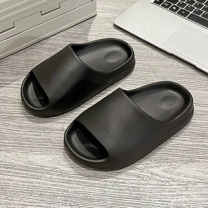 Pantofole estive solide per ragazzi e ragazze EVA scarpe da spiaggia Casual per bambini comode pantofole per bambini con fondo morbido all\'aperto