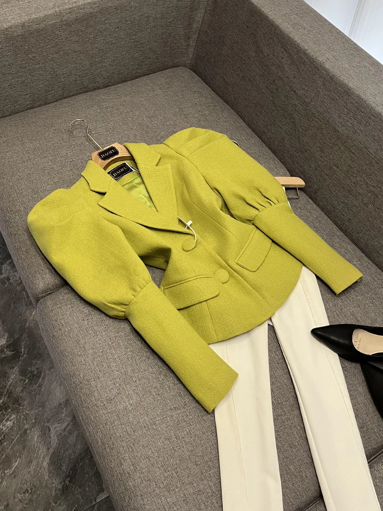 신상 여성 슬림핏 롱 슬리브 브이넥 버블 슬리브 자켓 두 개의 버튼 개성 있는 아우터웨어 출퇴근용 순색