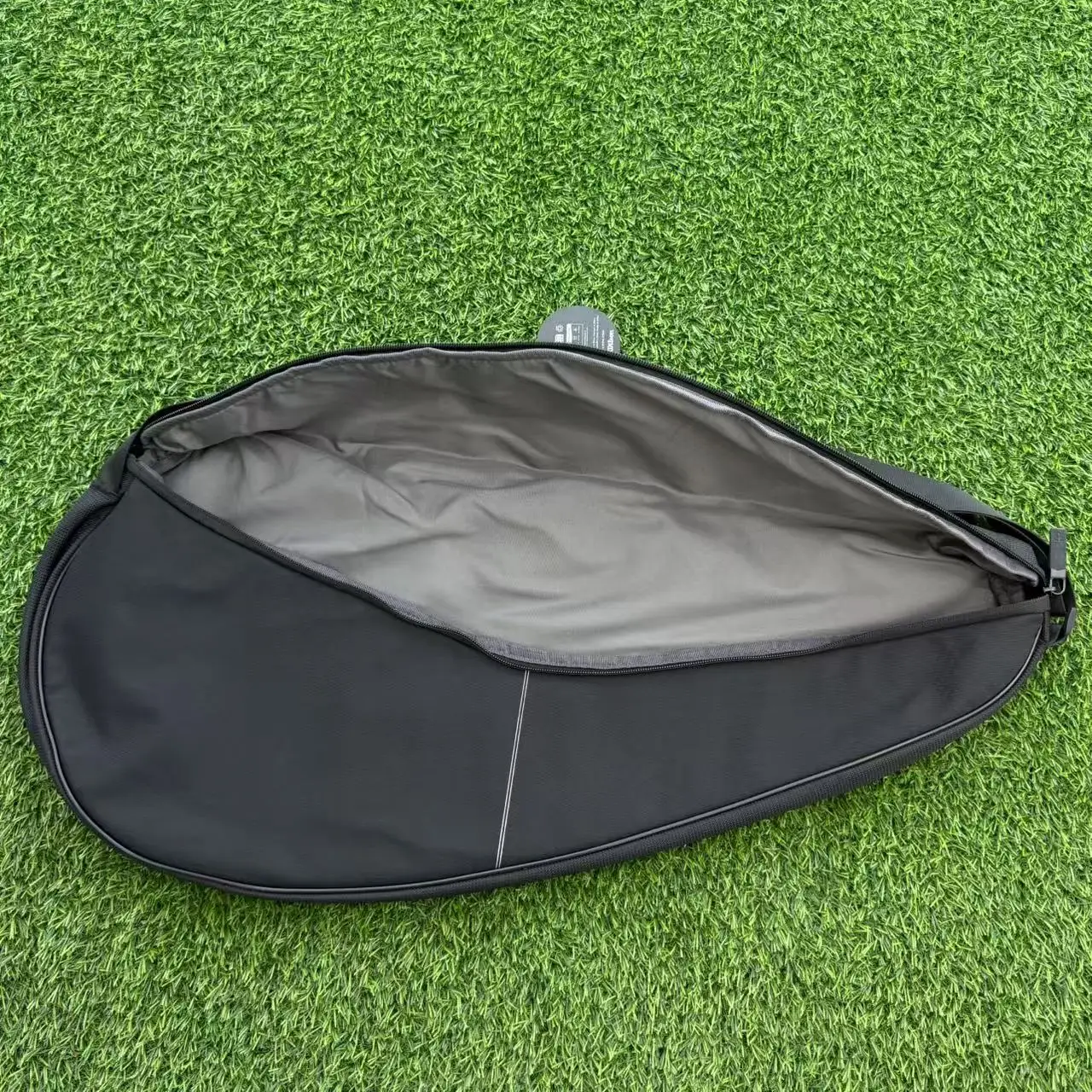 Wilson RF Racquet Cover Black Multi-functional Tennis Racket Cover Men and Women Single Tennis Racket Bag Single Shoulder Bag