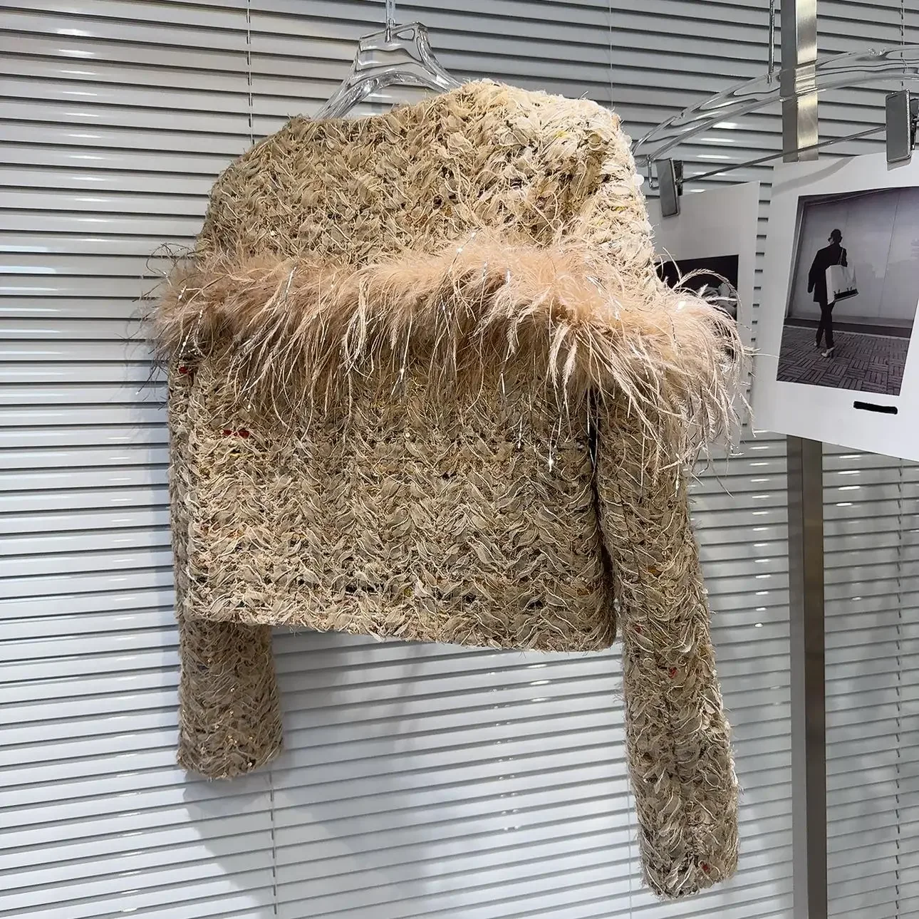 2024 Autunno e Inverno Nuovo Piuma di struzzo Perla Tessuto Tweed Giacca Cappotti Vestiti delle Donne di Modo Piuma Splicing Cappotto Corto