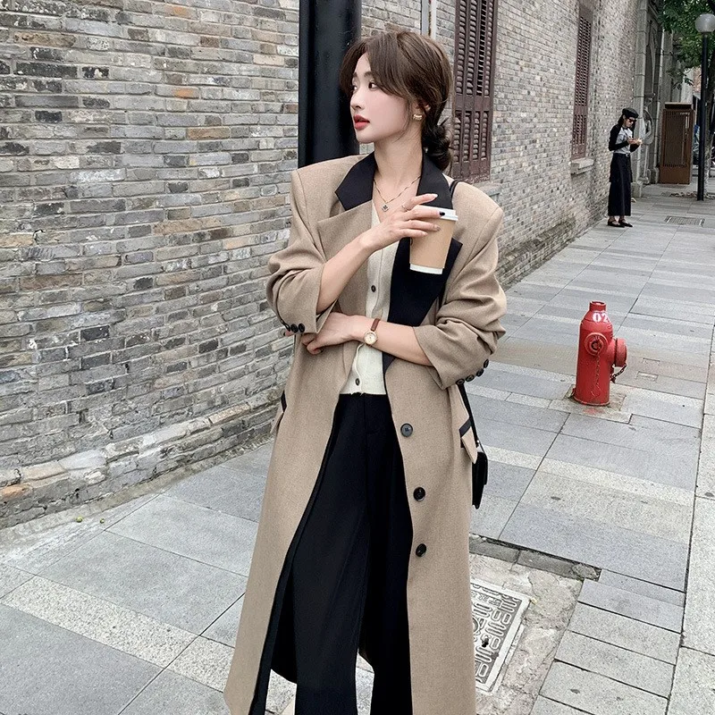 A new youthful versatile and comfortable small suit long designer style trench coat