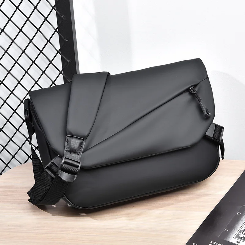 New High-Capacity Chest bag For Men's Outdoor Leisure IPad Computer Waterproof Diagonal Cross Bag Portable Sports Simple Shoulde