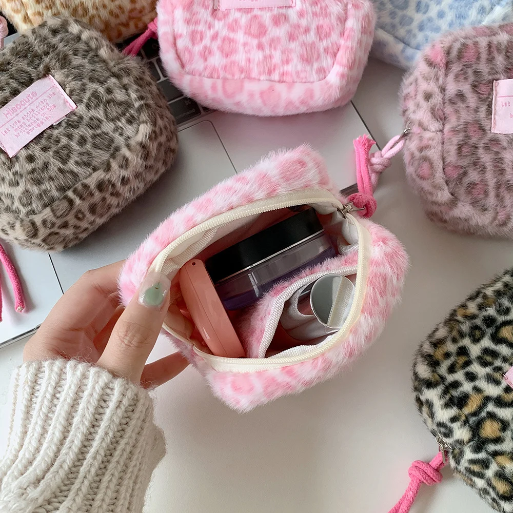 Ins Style Plush Leopard Print Cosmetic Bag Mini Portable Makeup Pouch Zipper Coin Purse Travel Storage Organizer For Women Girls