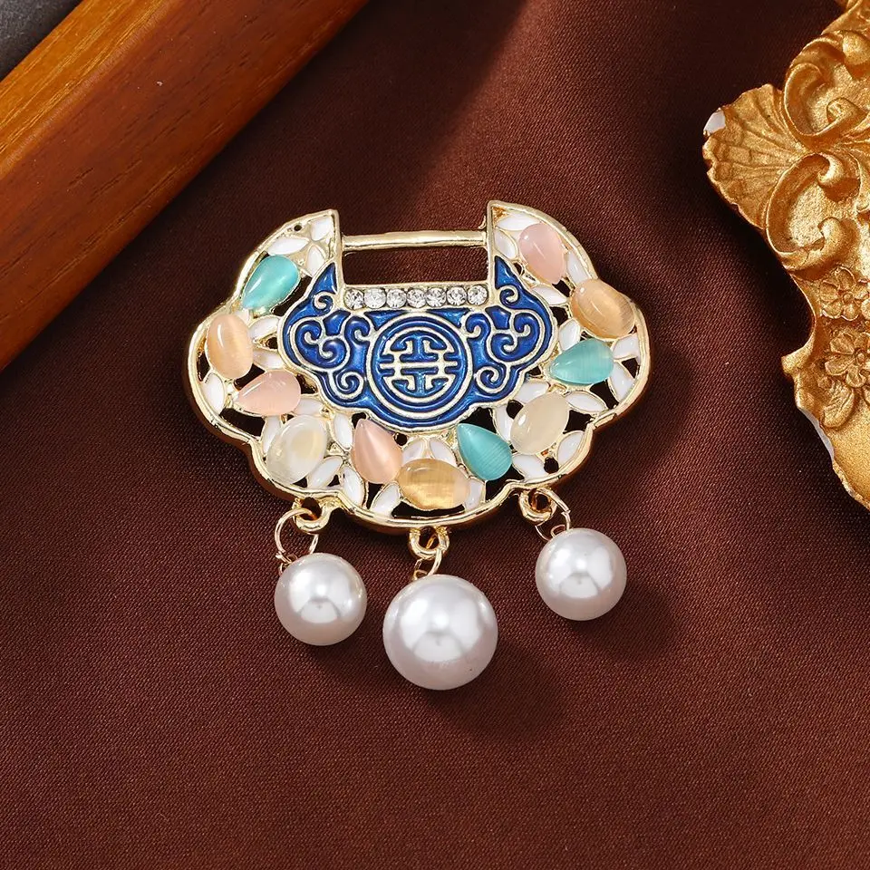 Peace Lock Vintage Brooch Pin Chinese Longevity Locking Enamel Pins Collar Badge Jewelry Gift for Friends With Bells Pendant