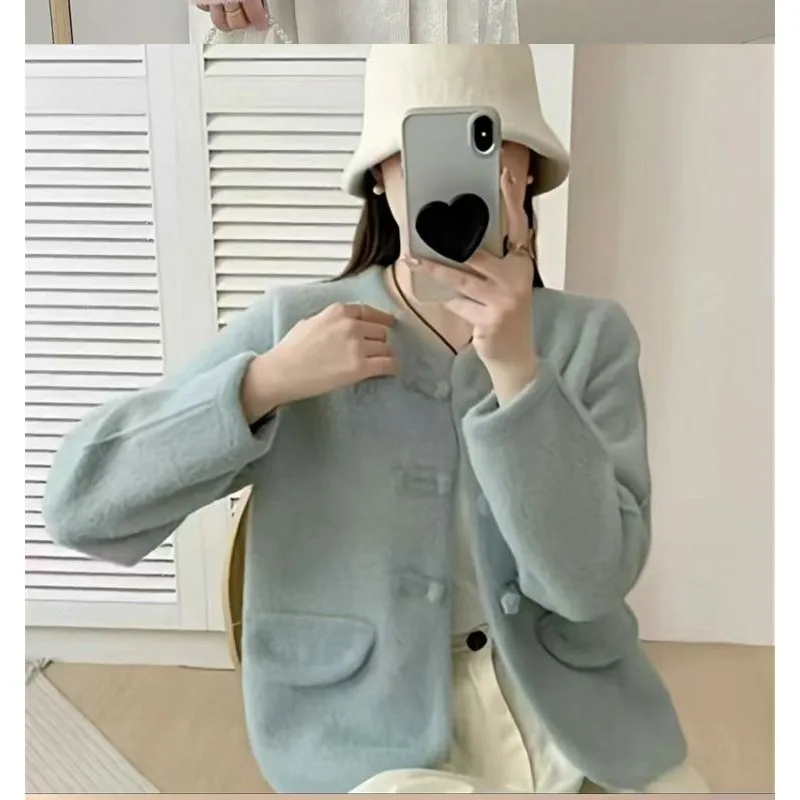New Chinese Style Retro Buckle Jacket Women's Loose and Slim Short Top