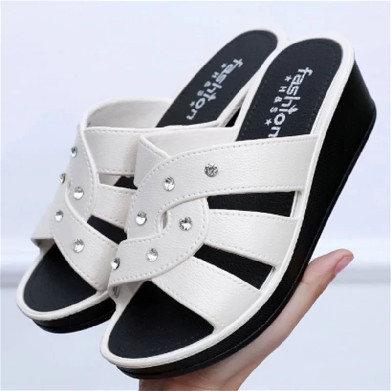 

Women's High Heel Slippers Summer Wear Thick Bottom Fashion Home Non-Slip Mother Shoes Soft Bottom Social Wedge Women Sandals