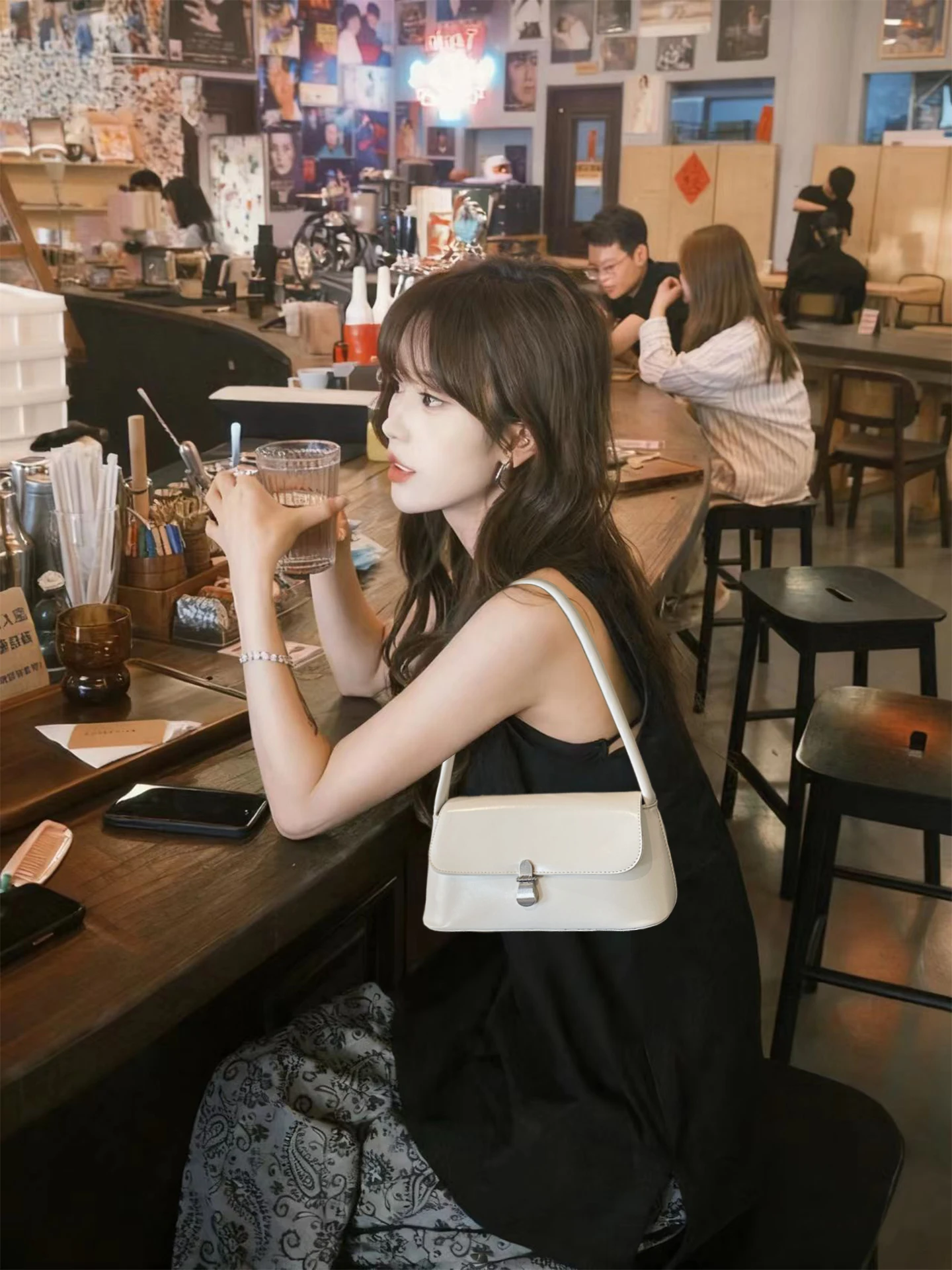 bolso-de-hombro-individual-de-lujo-para-mujer-modelo-2026-de-piel-sintetica-suave-versatil-pequeno-de-alta-gama-estilo