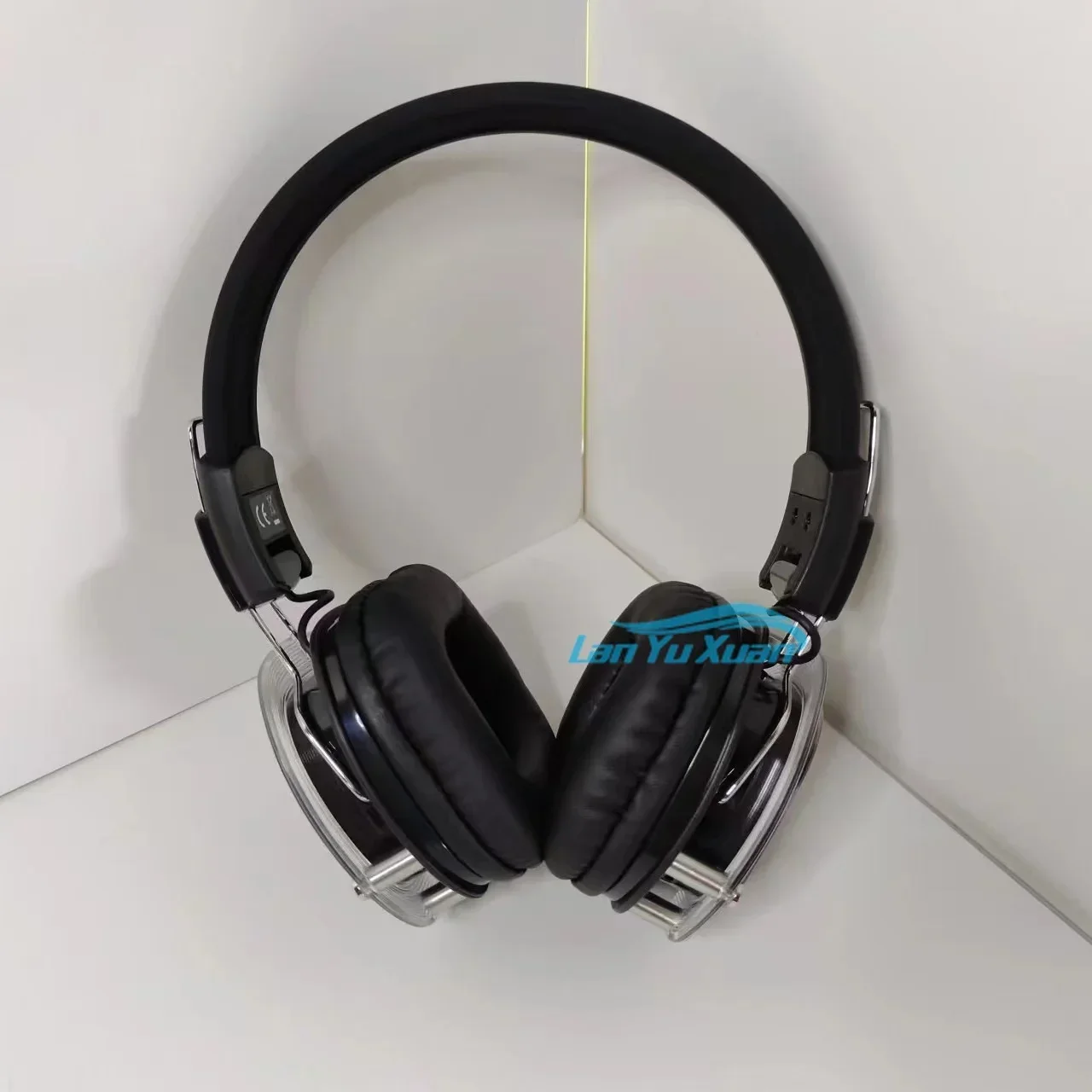 Venda quente SD008A Fone de ouvido sem fio silencioso para discoteca com luzes LED Distância de controle de 500M para festa silenciosa