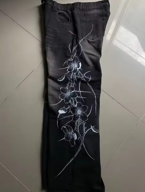 Y2K Gothic Men's Black Distressed Jeans White Thorn Floral Print Wide Leg Baggy Denim Pants Streetwear Casual Trousers